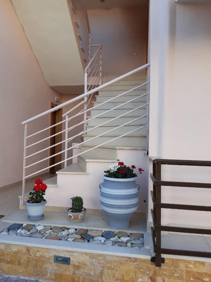 Modern Kallithea 2 *